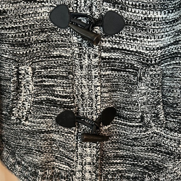 Express Sweater coat - Picture 2 of 4